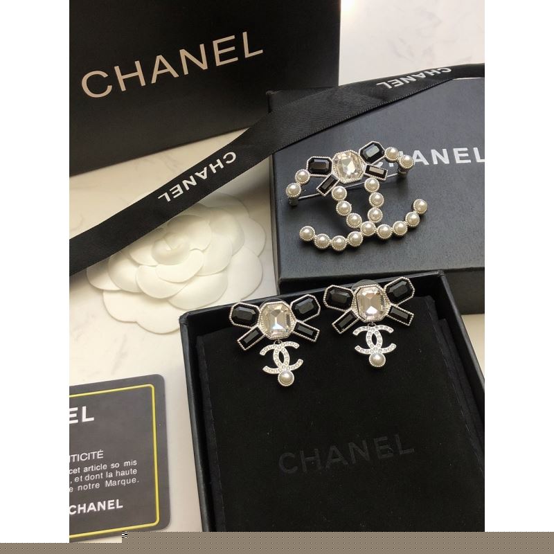 Ch*el brooches